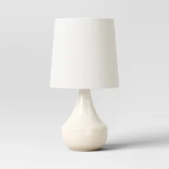 Montreal Wren Assembled Table Lamp White - Threshold™ -Threshold™ GUEST c58fb750 83fe 40a7 be80 05100a364310
